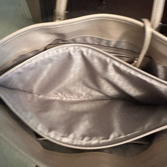 Michael Kors (MK) Vanilla Zebra Stripe Tote Bag Purse Hand Bag Handbag - Picture 4 of 10